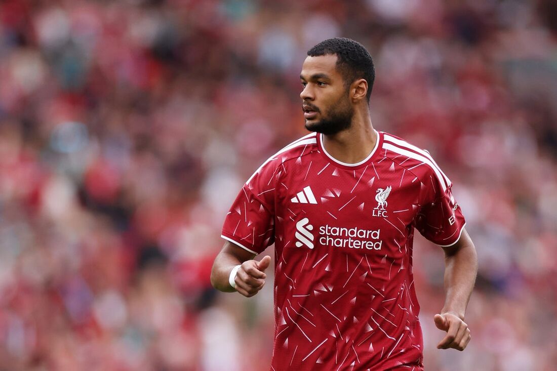 Cody Gakpo remains a Red as Manchester City deal collapses